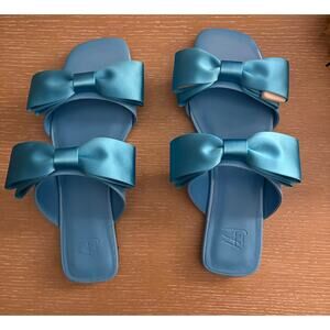 NIB AAJ By Aminah Women's Jody Bow Flat BLUE Sandals Size 7.5